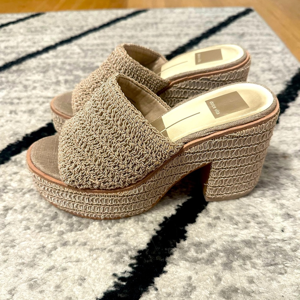 Dolce Vita mules 👡